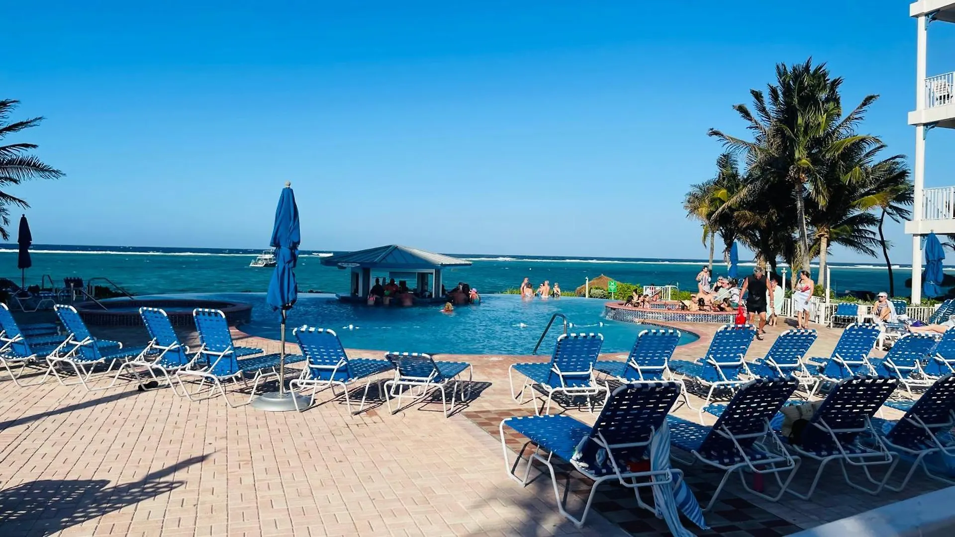 Morritt'S Resort Sand Bluff Hotel
